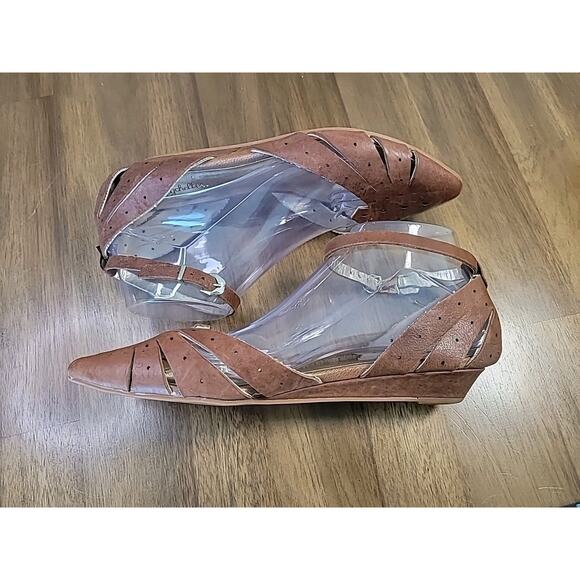 Seychelles Brown Leather Flats Women’s 8 Ankle Strap Pointed Toe GUC - Picture 6 of 12